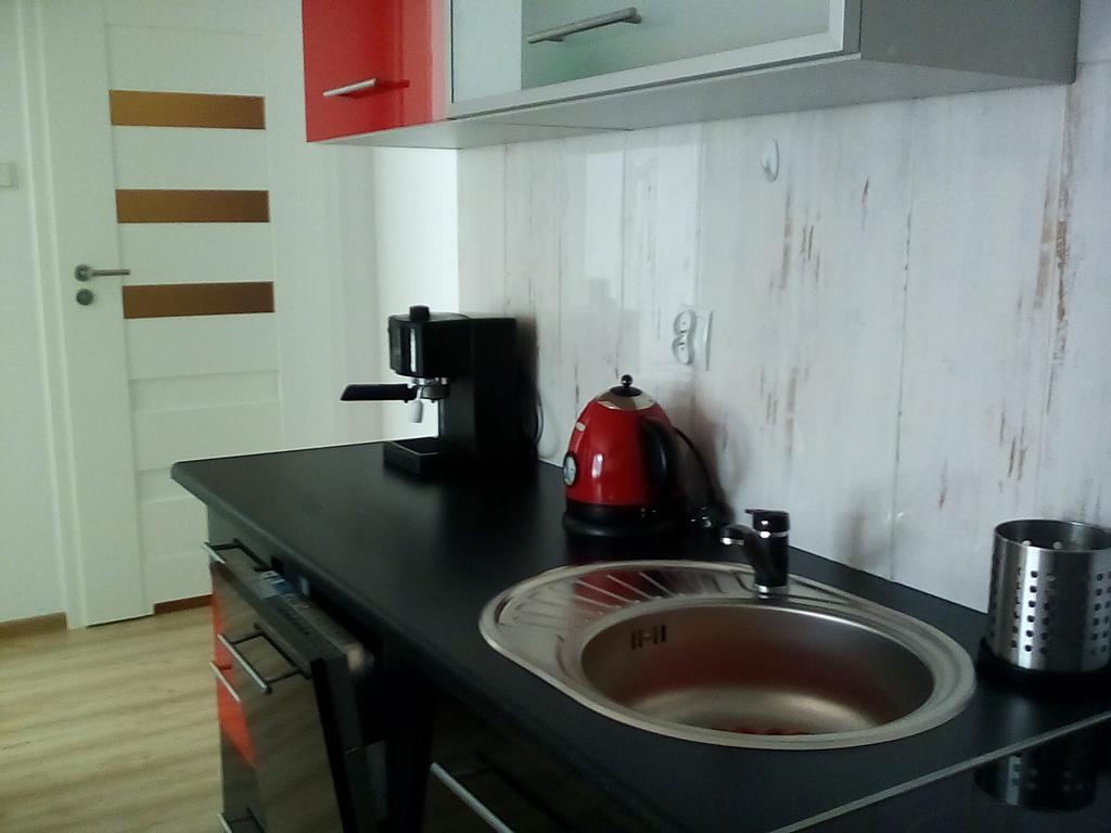 Appartement Karmazynowy Apartament Nad Morzem à Kołobrzeg Extérieur photo